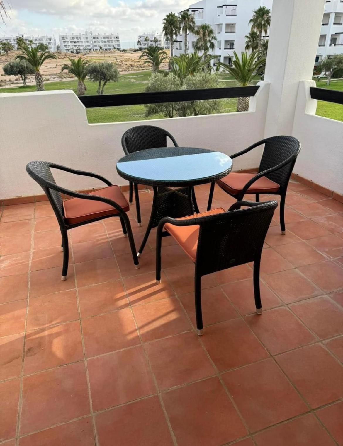 Vista Al Golf Apartment *